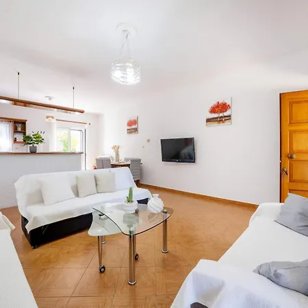Kallithea House Corfu - Courtyard & Days Apartment