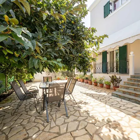 Kallithea House Corfu - Courtyard & Days Apartment *