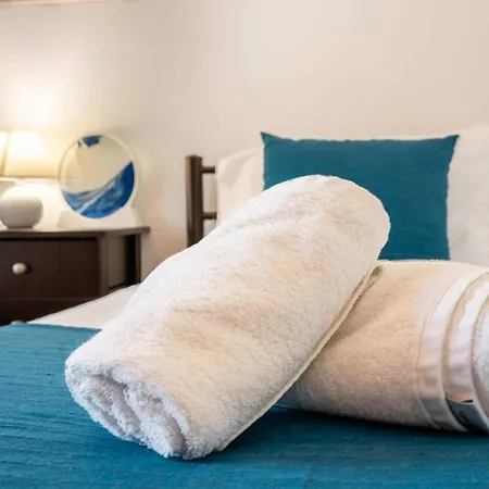 Kallithea House Corfu - Courtyard & Days Apartment