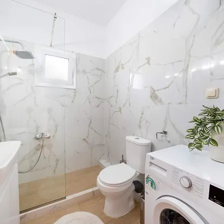 Apartment Kallithea House Corfu - Courtyard & Days Gouvia
