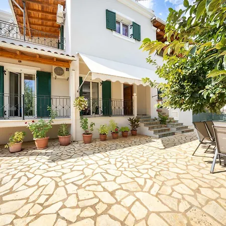 Kallithea House Corfu - Courtyard & Days Apartment *