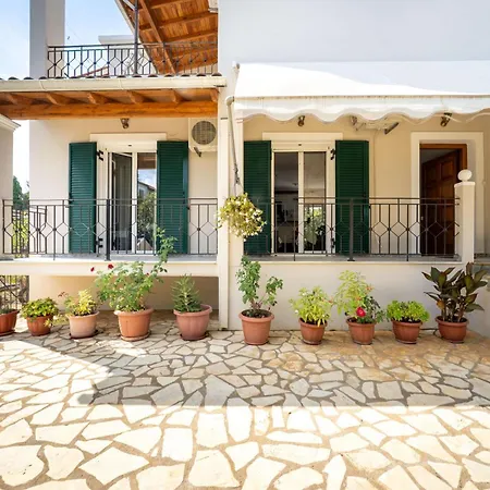 Kallithea House Corfu - Courtyard & Days